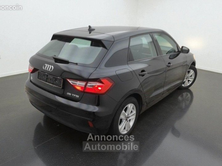 Audi A1 Sportback 25 TFSI 95CH BUSINESS LINE S TRONIC 7 - 2