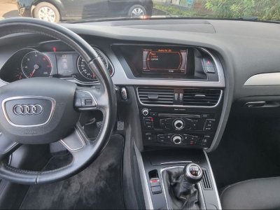 Audi A4 Avant 20 tdi 120 ch attraction - 3