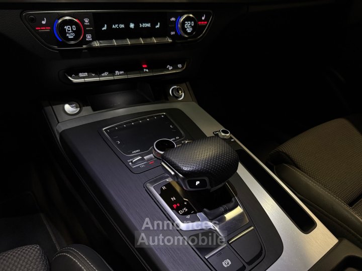 Audi Q5 55 TFSI e 367 CH S-tronic S-line 01/20 *Historique complet* - 14