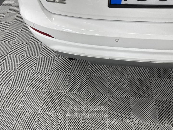 Audi Q2 16 TDI 116 CH BVA S-tronic Sport - Distribution à jour - 26