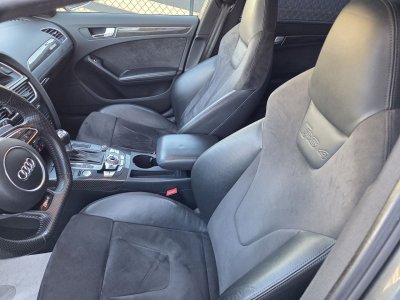 Audi RS4 AVANT 42 V8 FSI 450CH QUATTRO S TRONIC 7   - 9