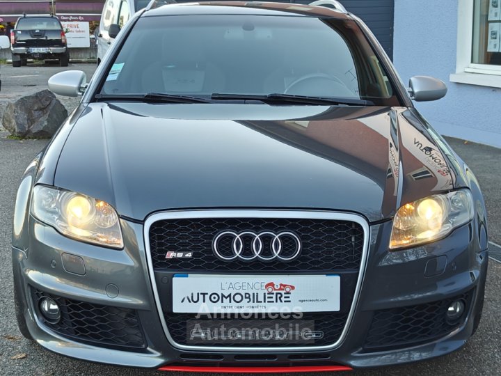 Audi RS4 Avant 42 V8 FSI 420 QUATTRO - 2