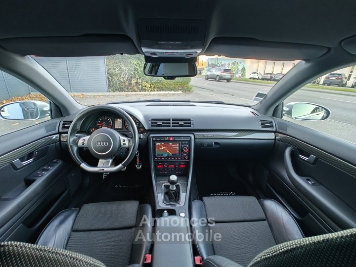 Audi RS4 Avant 42 V8 FSI 420 QUATTRO - 17