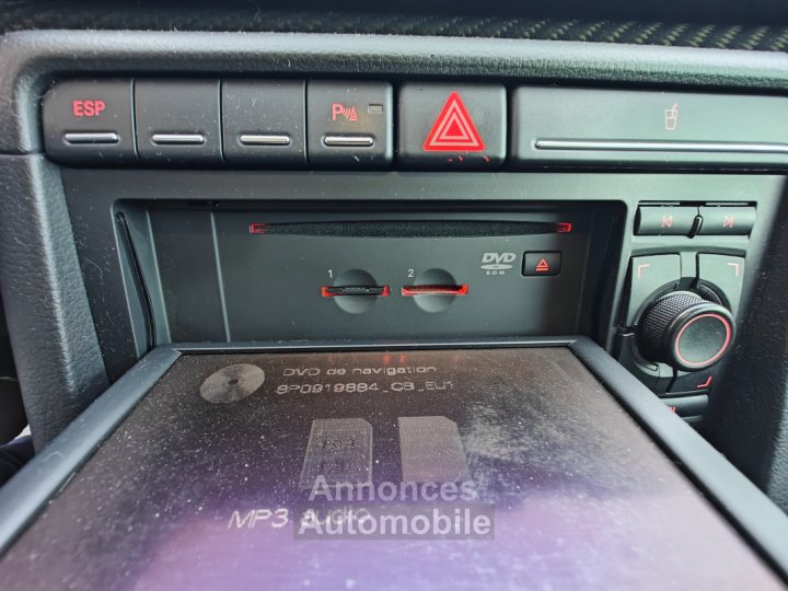 Audi RS4 Avant 42 V8 FSI 420 QUATTRO - 29