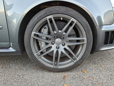 Audi RS4 Avant 42 V8 FSI 420 QUATTRO   - 36