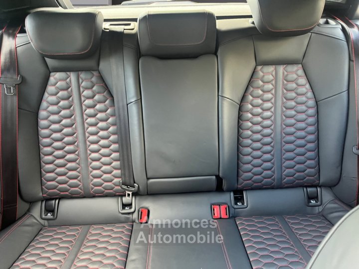 Audi RS3 SPORTBACK 25 TFSI 407 S tronic 7 Quattro Performance garantie 12 mois - 12