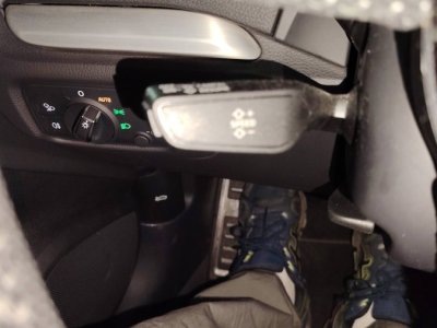 Audi A3 Sportback III Phase 2 20 TDI 150ch S line S-TRONIC 7 - 18