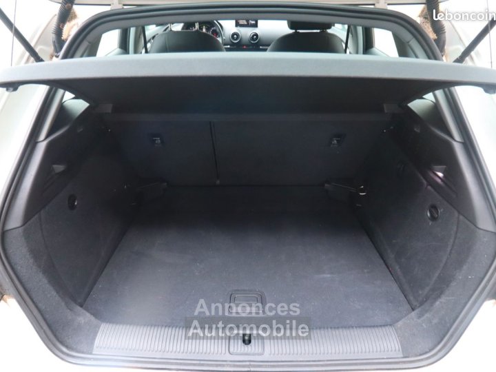 Audi A3 Sportback 15 tfsi 150 ch design s-tronic bva %2B sieges chauffants - 9