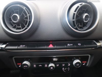 Audi A3 Sportback 15 tfsi 150 ch design s-tronic bva %2B sieges chauffants   - 12