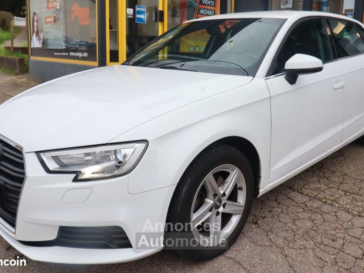 Audi A3 Sportback 15 tfsi 150 ch design s-tronic bva %2B sieges chauffants - 15