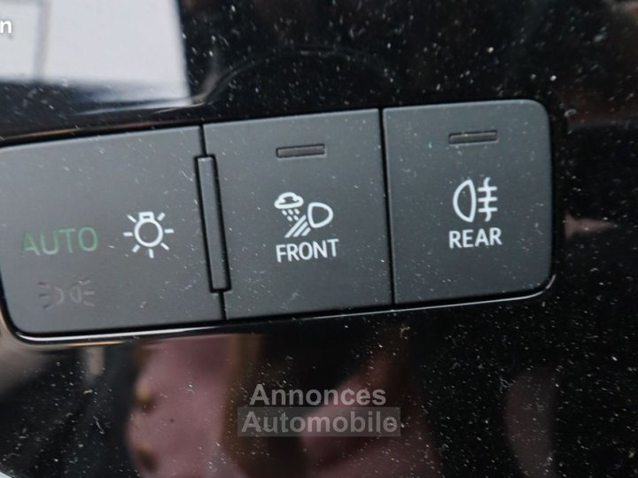 Audi Q3 Sportback 14 45 tfsie 245 ch 150 phev hybrid 13kwh s-line s-tronic bva - 30