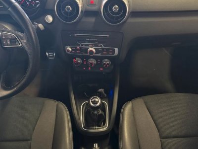 Audi A1 14 tfsi 125ch s-line entretien constructeur 2eme main   - 20