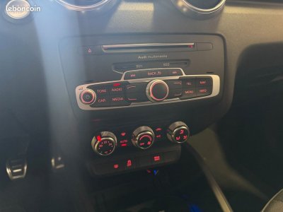Audi A1 14 tfsi 125ch s-line entretien constructeur 2eme main   - 23
