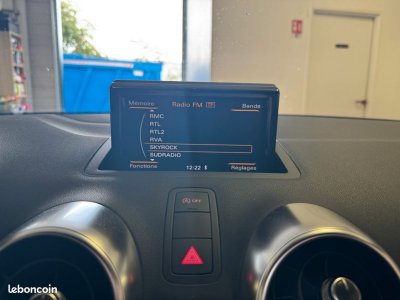 Audi A1 14 tfsi 125ch s-line entretien constructeur 2eme main   - 29