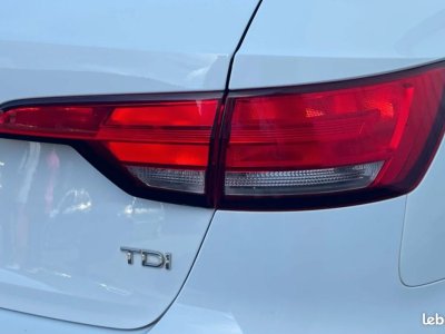 Audi A4 Avant 20 tdi 150 s-line s-tronic bva virtual cockpit hayon electrique   - 28