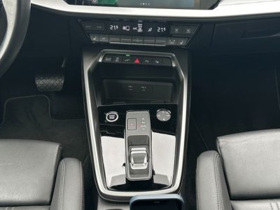 Audi A3 Sportback 14 40 tfsie 204h 150 phev hybrid 257kwh design luxe s-tronic bva   - 14