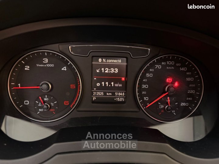 Audi Q3 20 TDI 150 AMBIENTE QUATTRO S-TRONIC 1ère MAIN & ENTRETIEN - 21