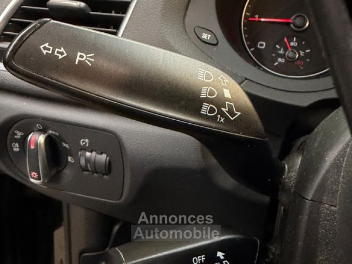 Audi Q3 20 TDI 150 AMBIENTE QUATTRO S-TRONIC 1ère MAIN & ENTRETIEN - 24