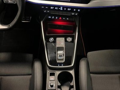 Audi A3 Sportback 20 35 tdi 150 s line s-tronic bva + toit ouvrant sieges chauffants hayon electrique   - 17