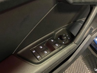 Audi A3 Sportback 20 35 tdi 150 s line s-tronic bva + toit ouvrant sieges chauffants hayon electrique   - 19