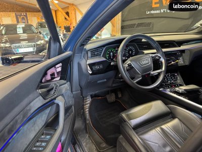 Audi e-tron 55 sportback quattro s line   - 10