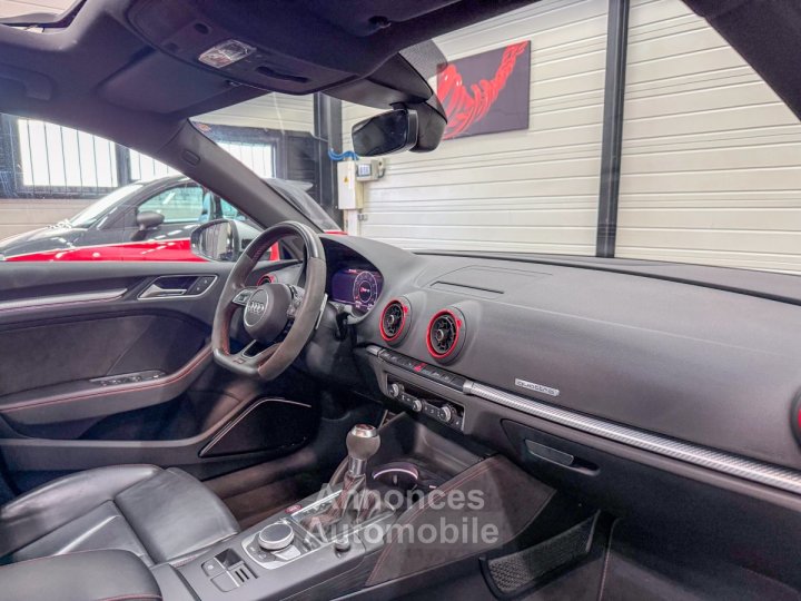 Audi RS3 25TFSI QUATTRO 400 BVA - 34