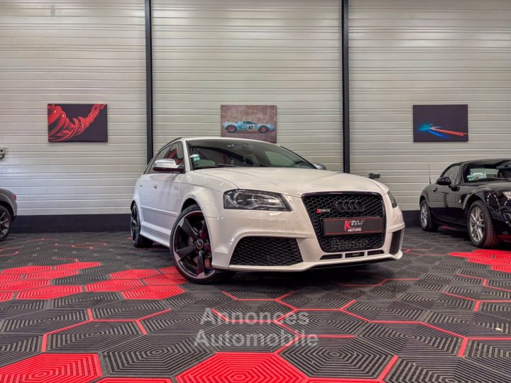 Audi RS3 8P 25TFSi 340 QUATTRO - 1