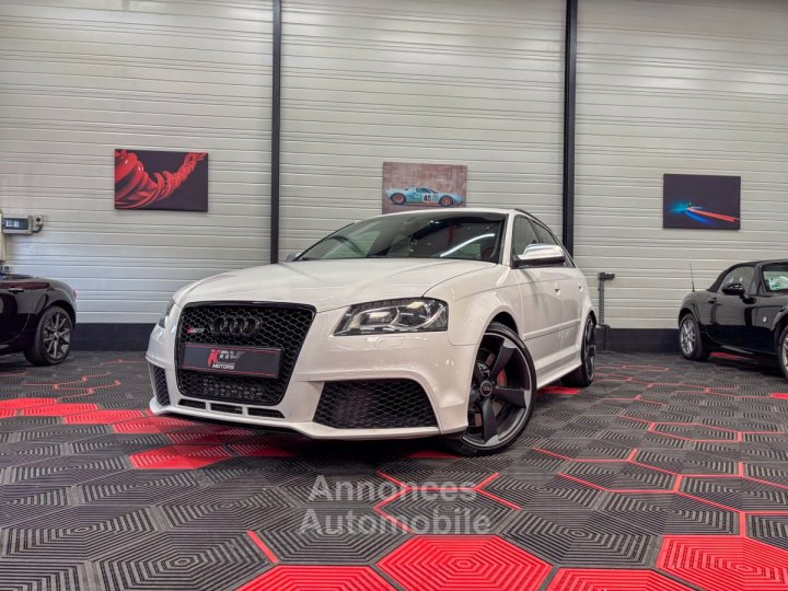 Audi RS3 8P 25TFSi 340 QUATTRO - 3