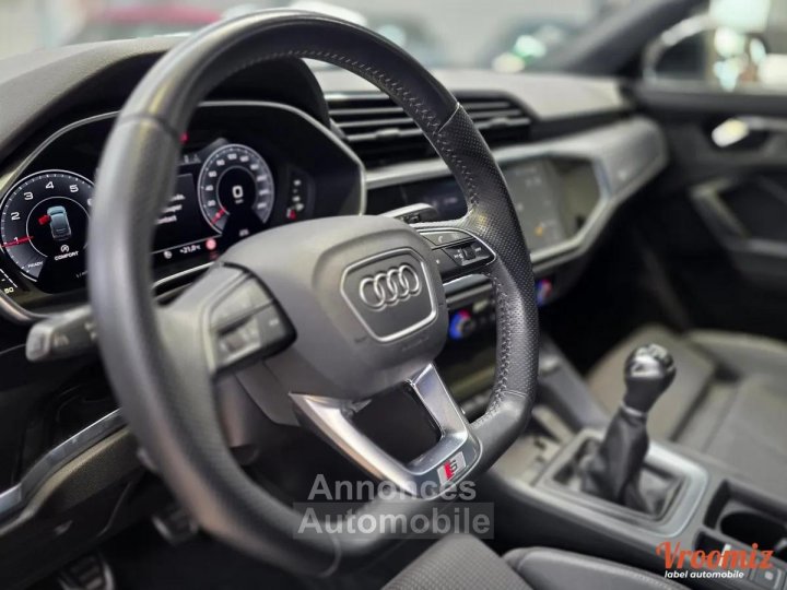 Audi Q3 15 35 TFSI 150 S-LINE A - 12