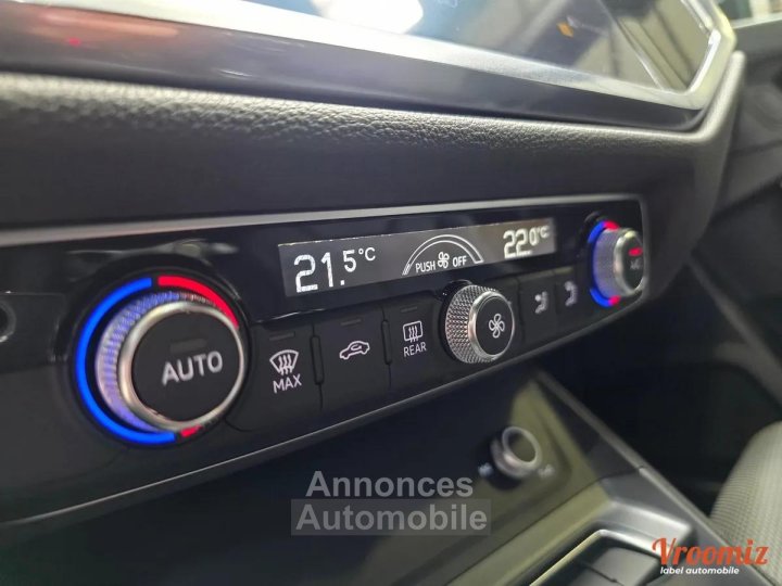 Audi Q3 15 35 TFSI 150 S-LINE A - 27