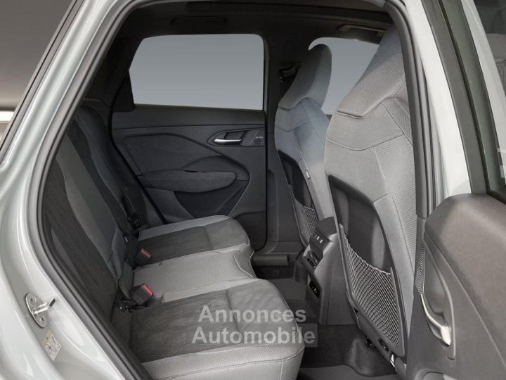 Audi Q3 e-hybrid S LINE 272 ch S tronic 6 - 8