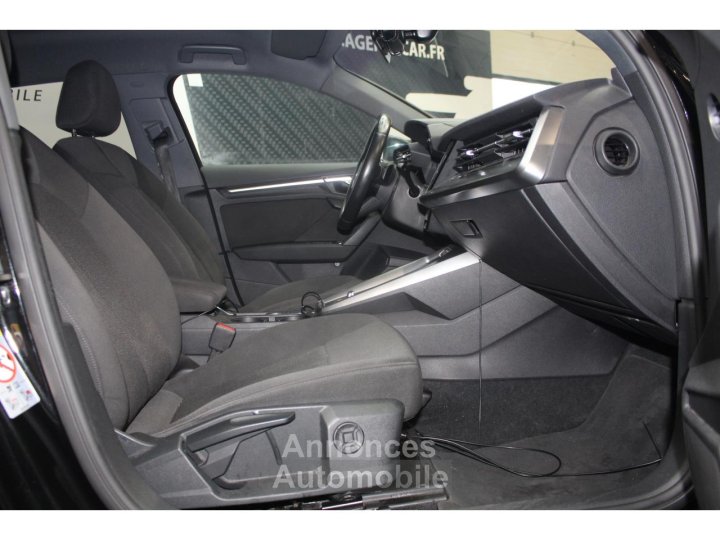Audi A3 Sportback 10 30 TFSI - 110 ch - LOA 299 euros/mois - 40