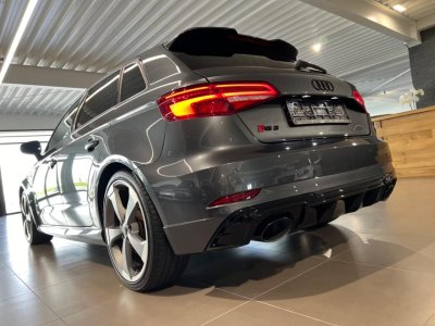 Audi RS3 Berline Quattro 25 TFSI - 400 - BV S-tronic 8V BERLINE PHASE 2 - 8