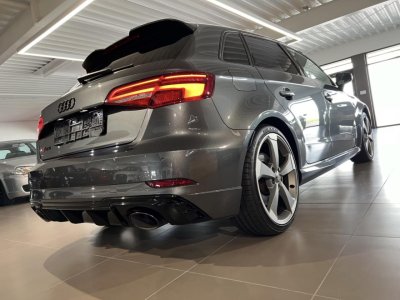 Audi RS3 Berline Quattro 25 TFSI - 400 - BV S-tronic 8V BERLINE PHASE 2 - 13