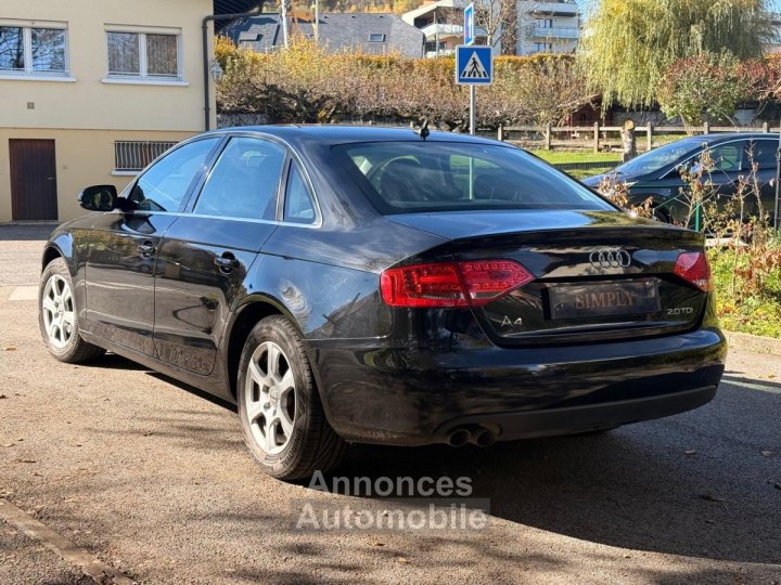 Audi A4 140 Ch AMBITION LUXE SIÈGES CHAUFFANT - 4
