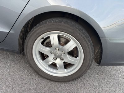 Audi A5 Sportback 20 TDI 177CV Ambiente - Révision OK / Régulateur de Vitesse - - 12