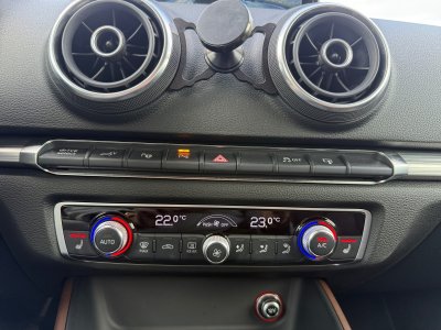 Audi A3 Sportback 14 TFSI e-tron 204 Ambition Luxe S tronic - GPS - Syst&egrave;me d'acc&egrave;s sans cl&eacute; - Garantie 12 mois   - 17