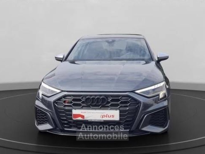 Audi S3 Sportback 20 TFSI quattro DSG%2BPano%2BNavi%2BCarP - 2