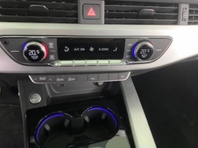 Audi A4 Avant 35 TDI 163 S tronic 7 S line   - 8