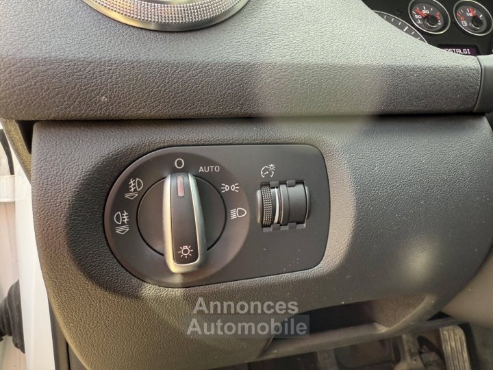 Audi A3 II 20 TDI 140ch DPF Start/Stop S line quattro - 15