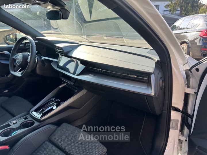 Audi A3 Sportback 15 35 tfsi 150ch mhev s-line s-tronic bva - 27