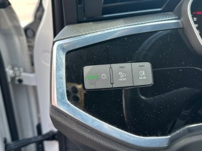 Audi Q3 20 35 tdi 150ch s-line s-tronic bva - 29