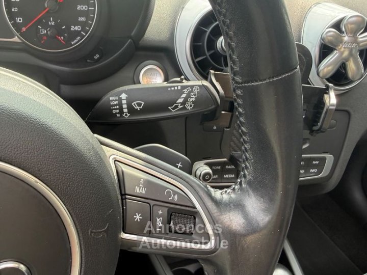 Audi A1 Sportback 10 tfsi 95 ch ultra s-tronic toit ouvrant - 22