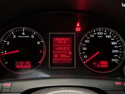 Audi A4 18 t 165 ambition quattro - 12