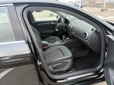 Audi A3 BERLINE 16 TDI 110CH DESIGN LUXE S TRONIC 7   - 12