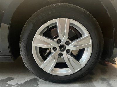 Audi A4 Avant 20 TDI 150 - DISTRIBUTION FAITE - DETECTEUR DE RECUL - GPS   - 8