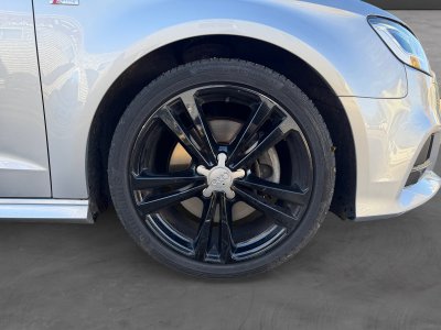 Audi A3 Sportback Quattro S-LINE 20 TDI 184 ch Boite Auto - Volant Méplat - CarPlay - GARANTIE 12 MOIS   - 17