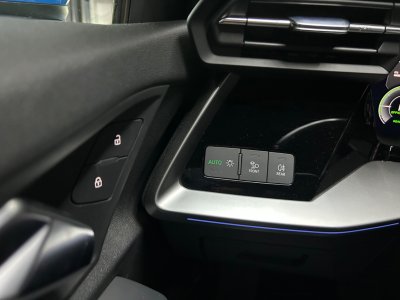 Audi A3 Sportback 40 TFSIe 204 S tronic 6 S Line   - 23