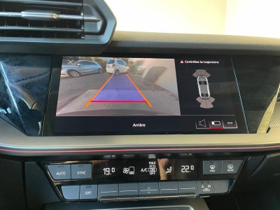 Audi A3 Berline TFSI 150ch Mild Hybrid Design Stronic7 - 13