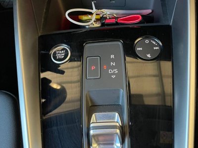 Audi A3 Berline TFSI 150ch Mild Hybrid Design Stronic7 - 14